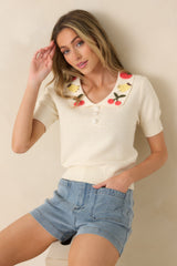 La Dolce Vita Ivory Embroidered Fruit Collar Sweater
