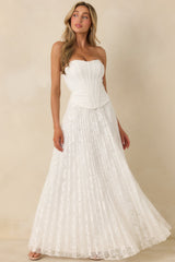 Say Yes to This White Corset Bodice & Pleated Lace Maxi Dress