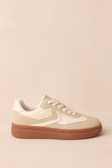 Catching Moments White & Beige Sneaker