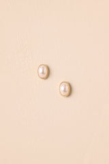 Heading Into Town Ivory Pearl Oval Stud Earrings