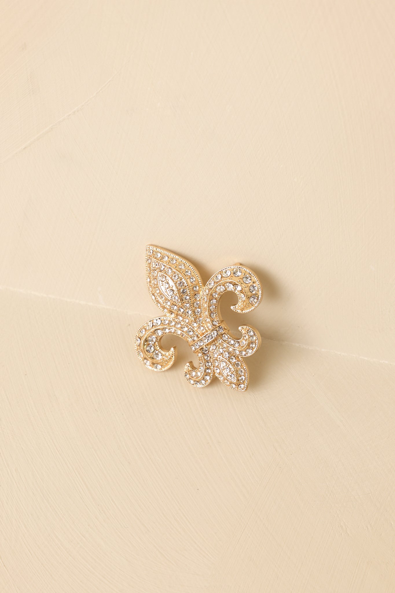Crest of Grace Gold & Rhinestone Fleur-de-Lis Brooch