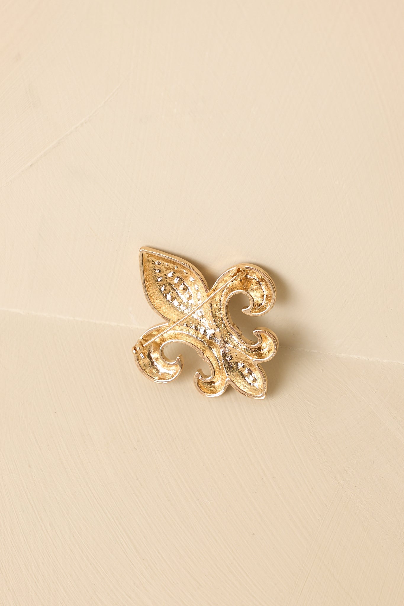 Crest of Grace Gold & Rhinestone Fleur-de-Lis Brooch