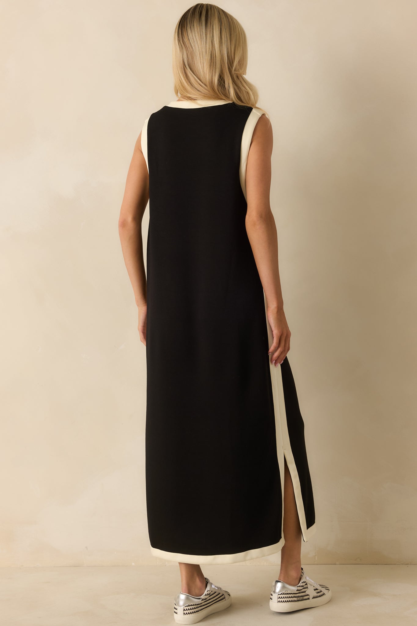Perfectly Framed Black Jersey Knit Contrast Trim Sleeveless Maxi Dress