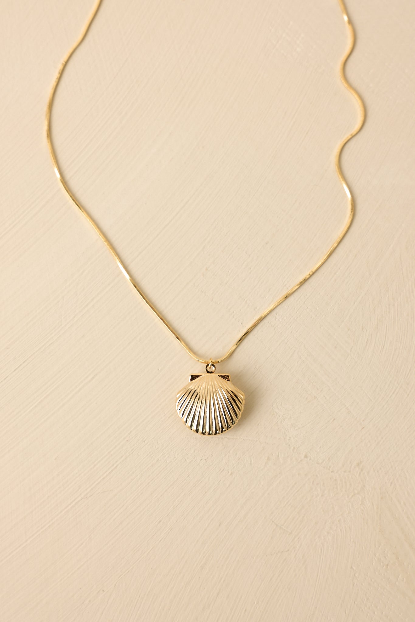 Drift to the Sea Gold Shell Pendant Necklace