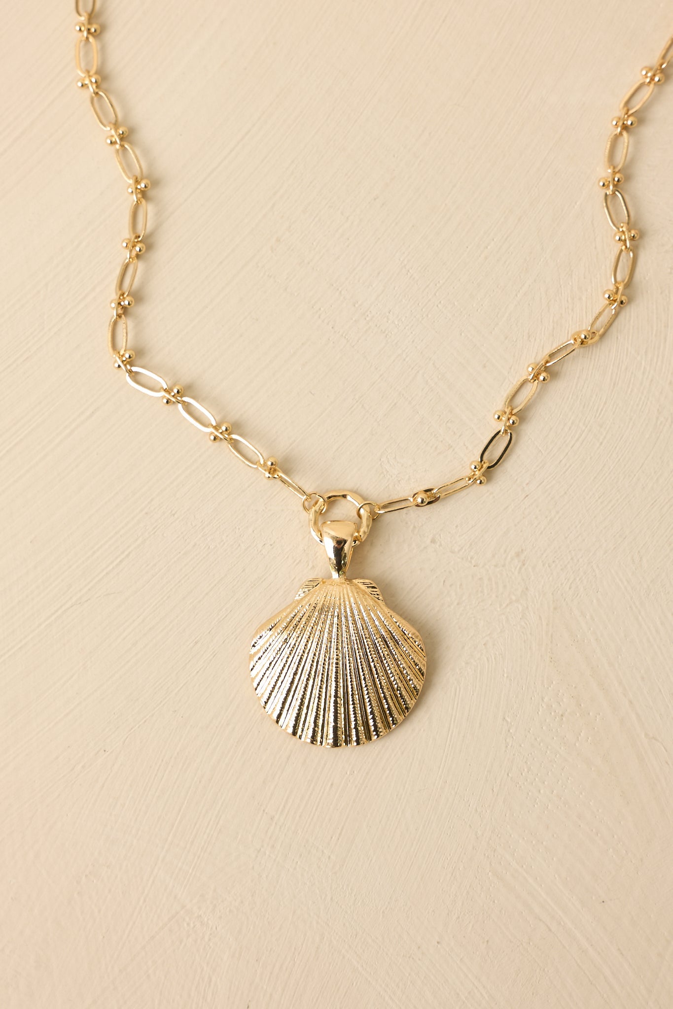 Golden Tide Gold Shell Pendant Necklace