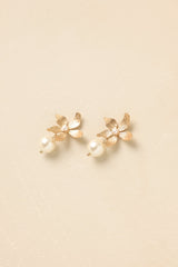 Make It a Moment Gold Flower & Pearl Drop Earrings