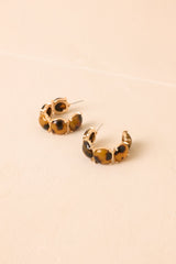 The Right Accent Gold & Tortoise Hoop Earrings