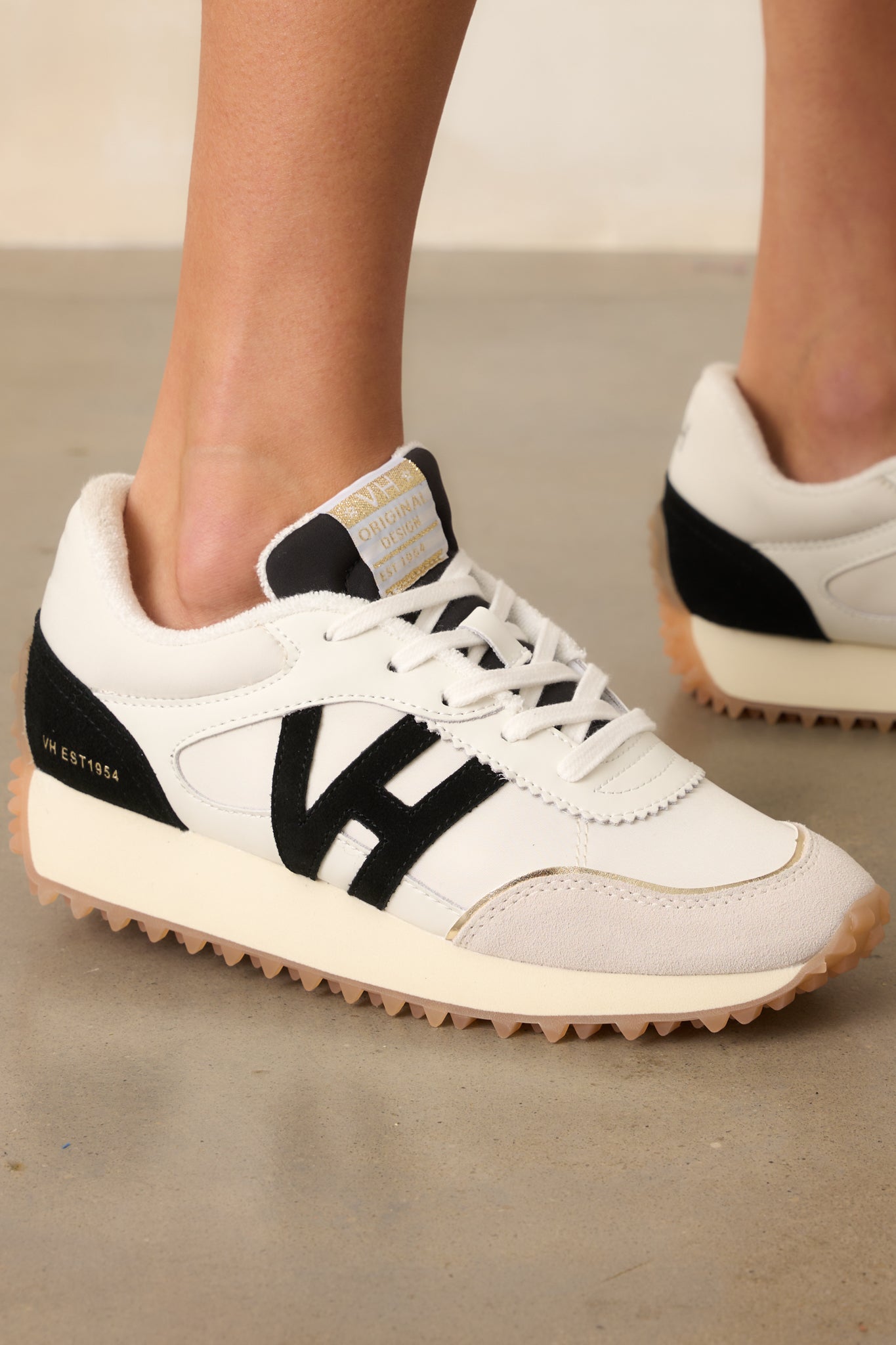 Vintage Havana Black & Gold Cosmic 43 Sneaker