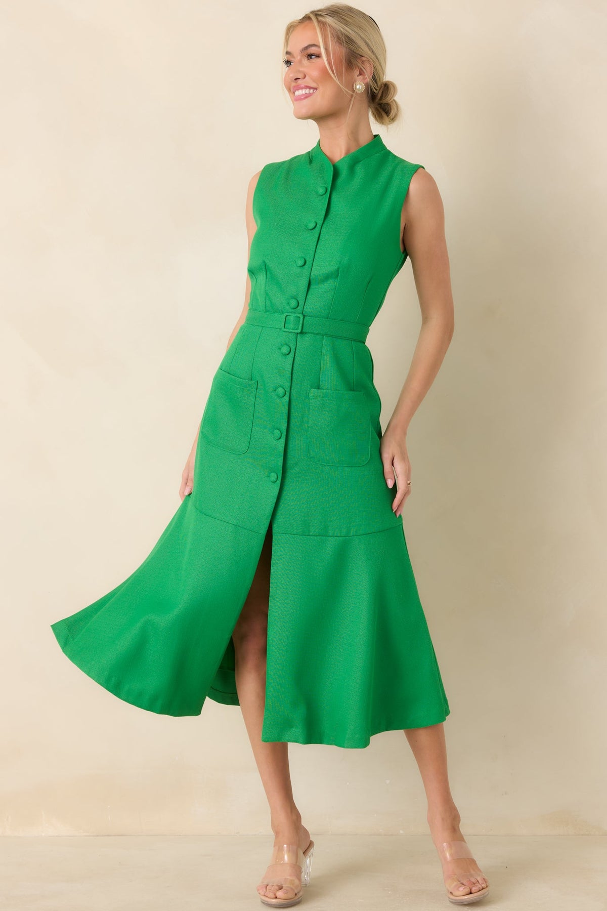 Prosperina Rowan Green Sleeveless Button Front Midi Dress
