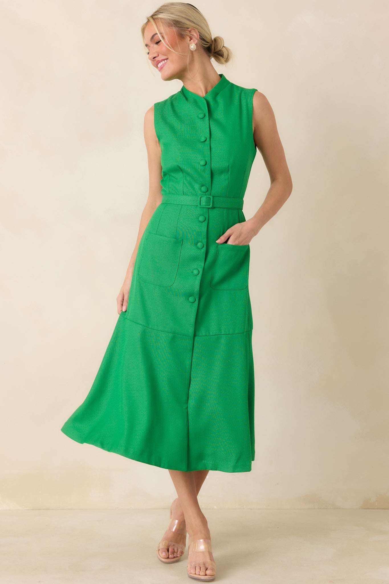 Prosperina Rowan Green Sleeveless Button Front Midi Dress