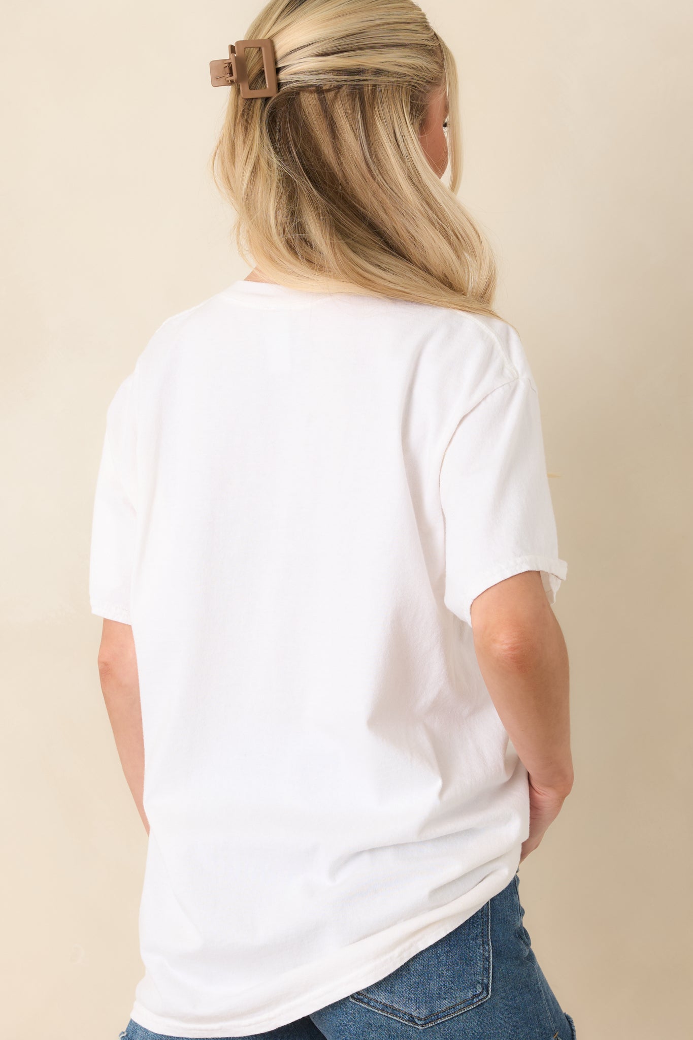 That Island Breeze White Cotton Coastal Market Graphic Tee