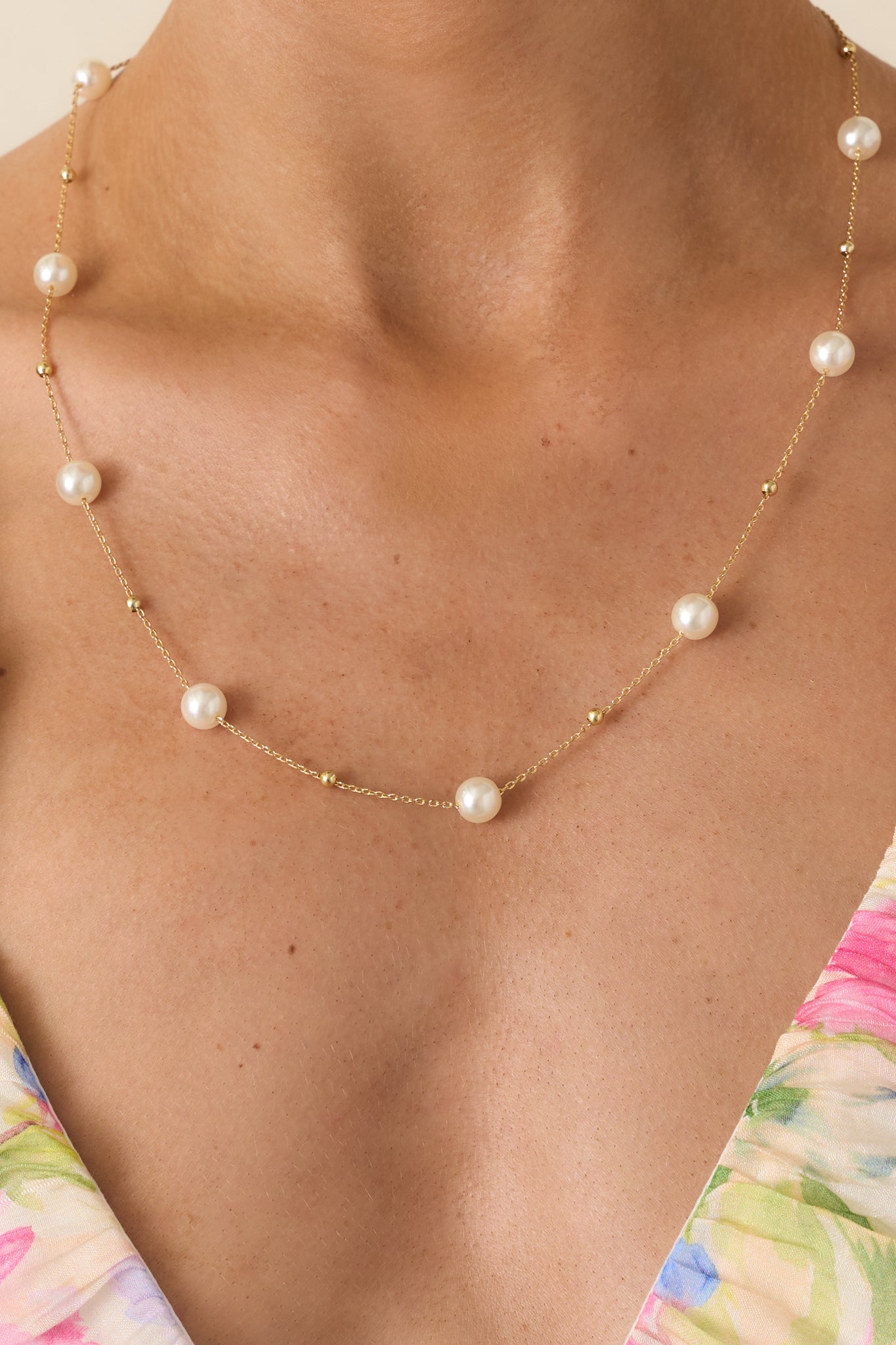 All the Way Around Gold Pearl Chain Necklace