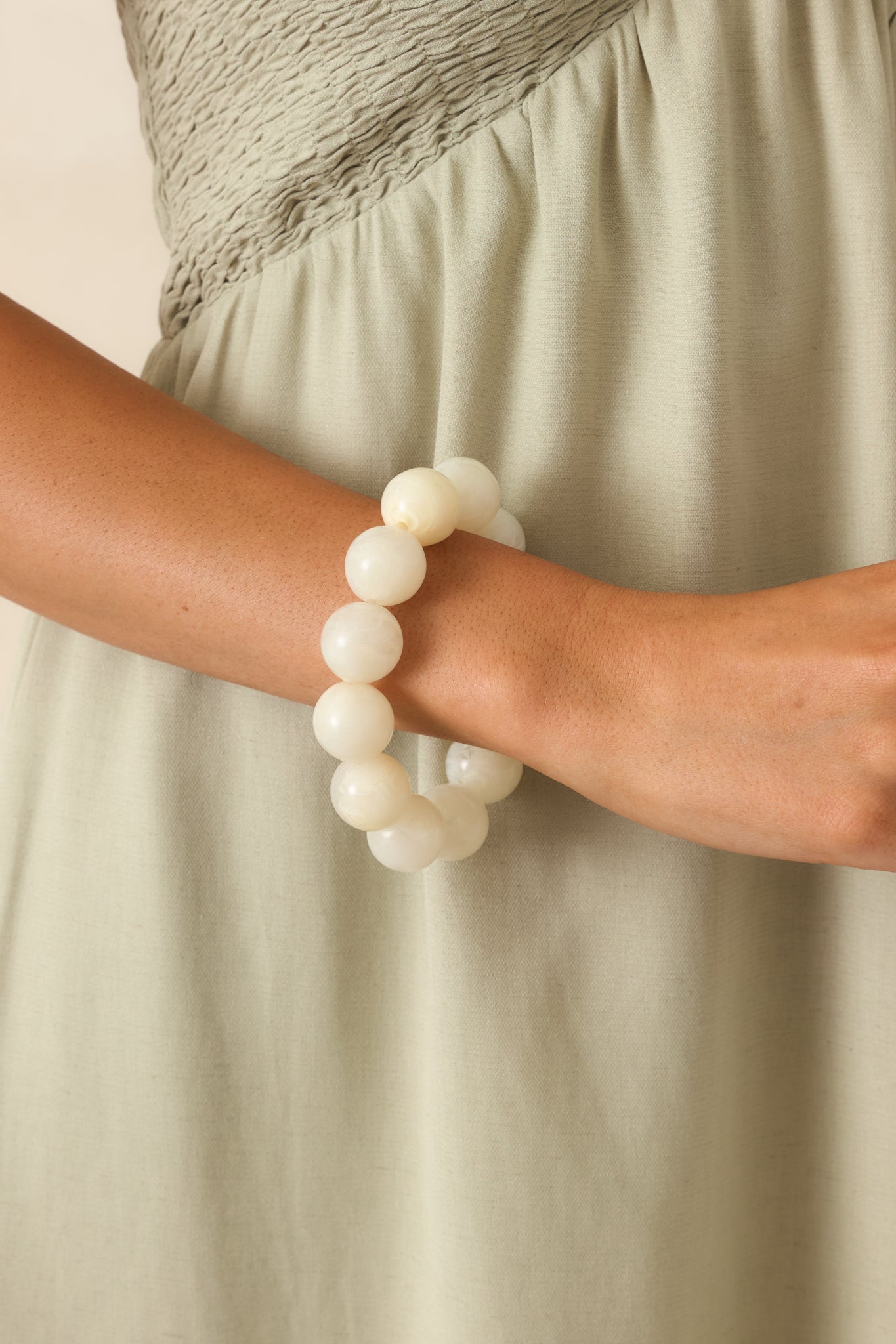 Oyster Moon Ivory Marbled Beaded Stretch Bracelet