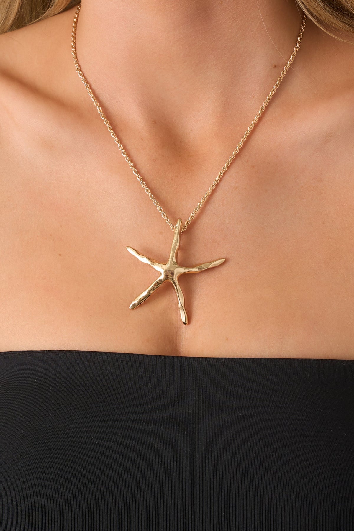 Shoreline Shine Gold Starfish Pendant Necklace