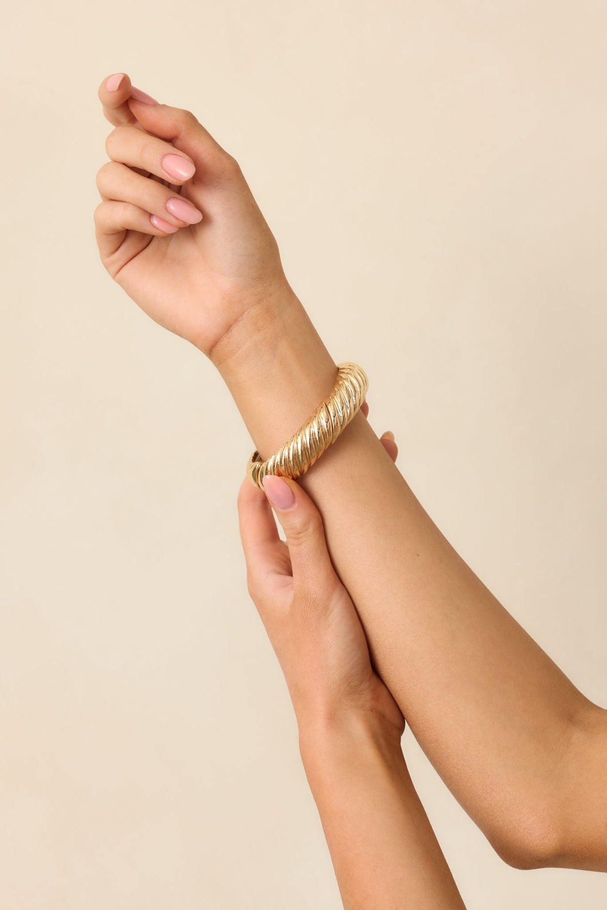 Beneath The Wind Gold Twisted Bracelet