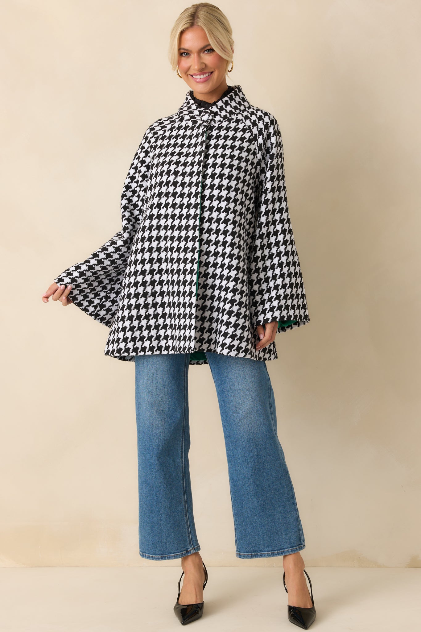 Prosperina Deveraux Black & White Houndstooth Car Coat