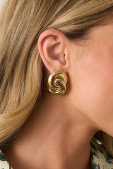 Simply The Sweetest Interlocking Gold Spiral Earrings