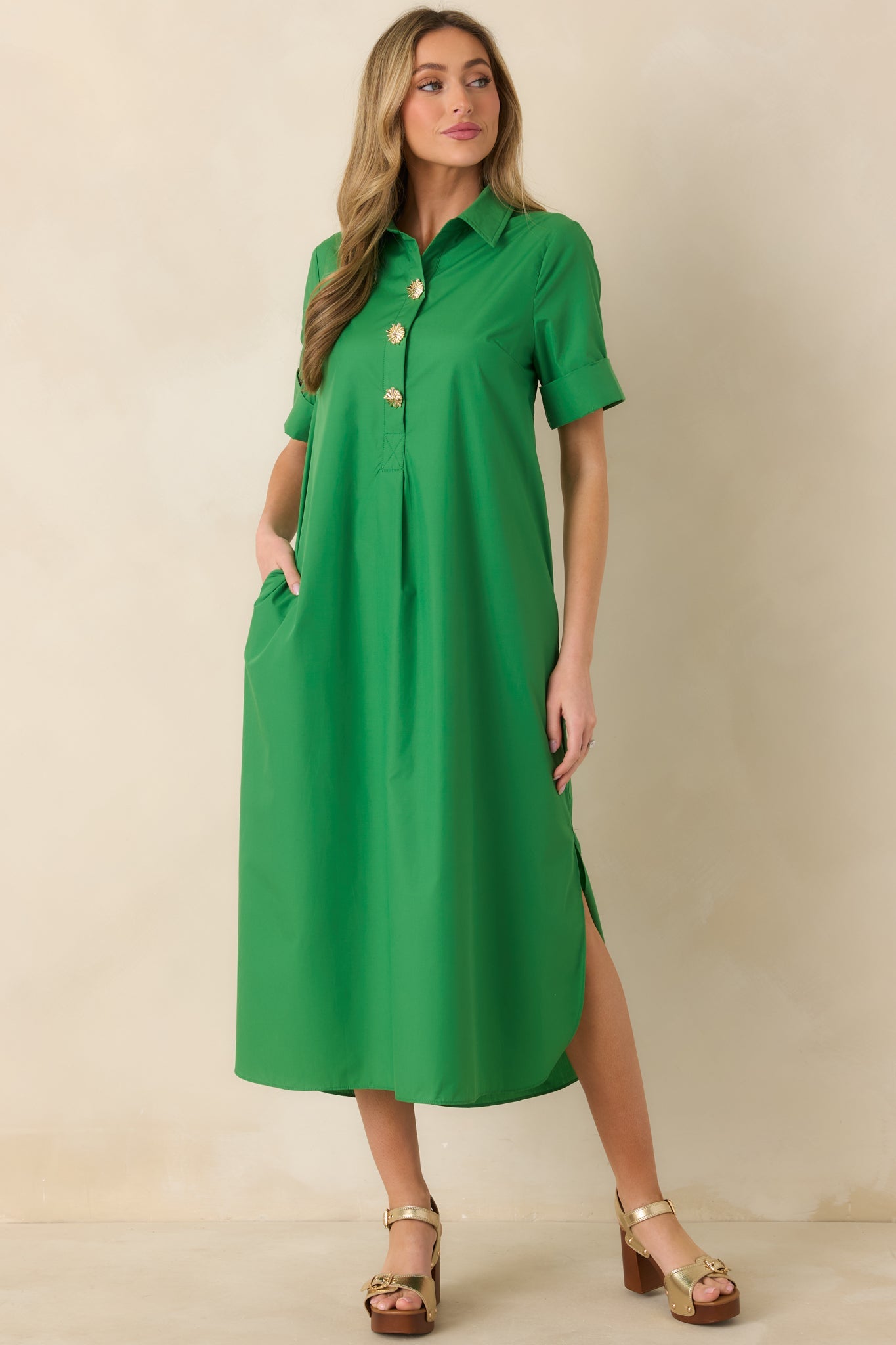 Read the Signs Green Short Sleeve Maxi Dress