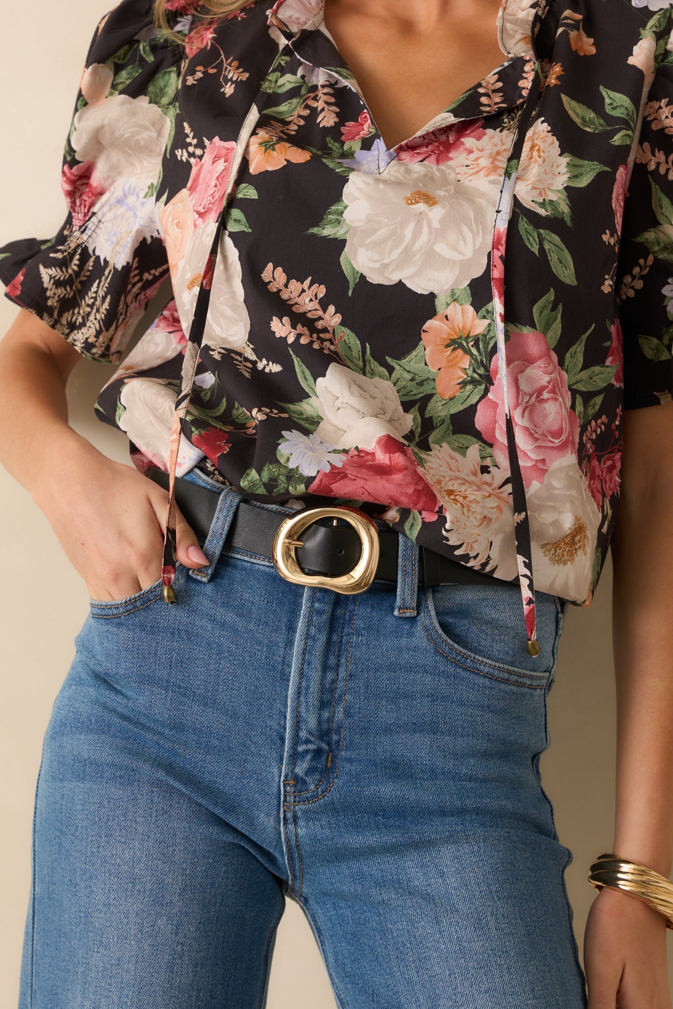 The Way She Carries Herself Black Faux Leather Belt