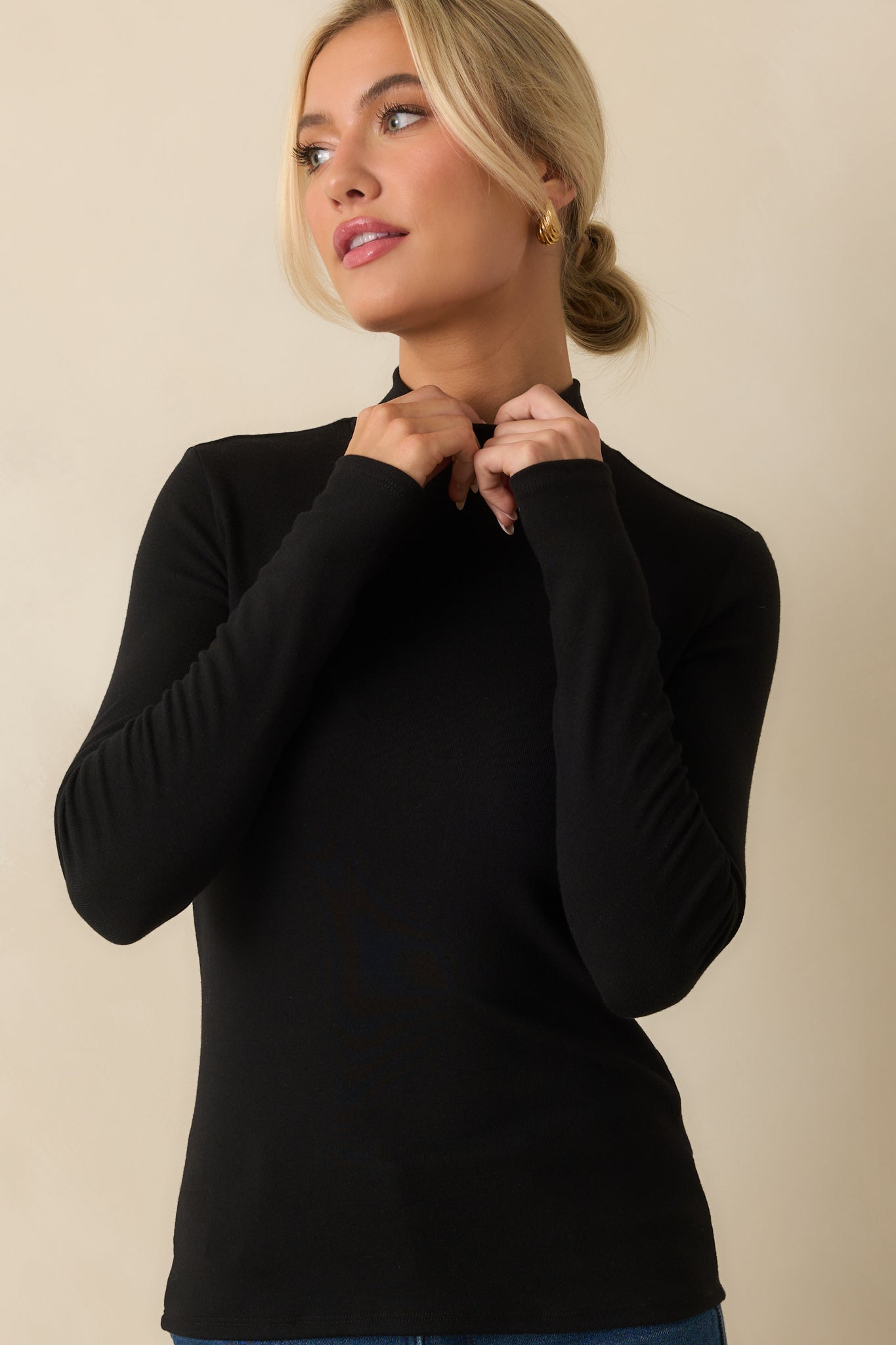 Times To Remember Black Turtleneck Long Sleeve Top