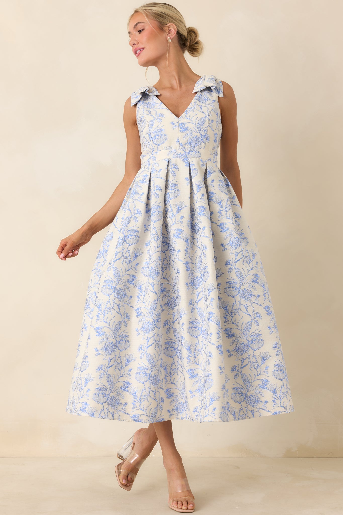 Tie It Up Pretty Blue Floral Bow Strap Midi Dress
