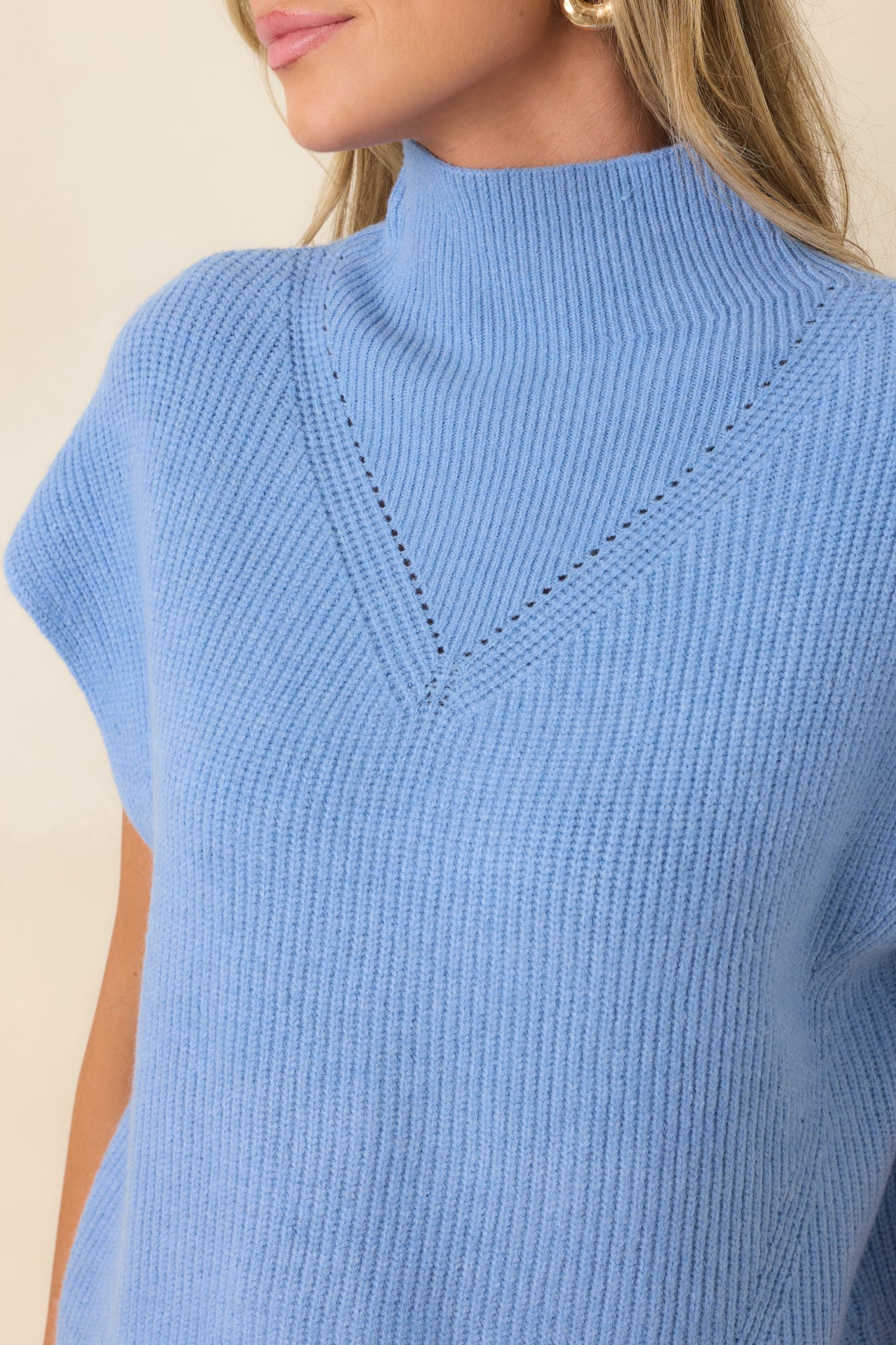 Cool Intentions Blue Ribbed Knit Mockneck Cap Sleeve Sweater