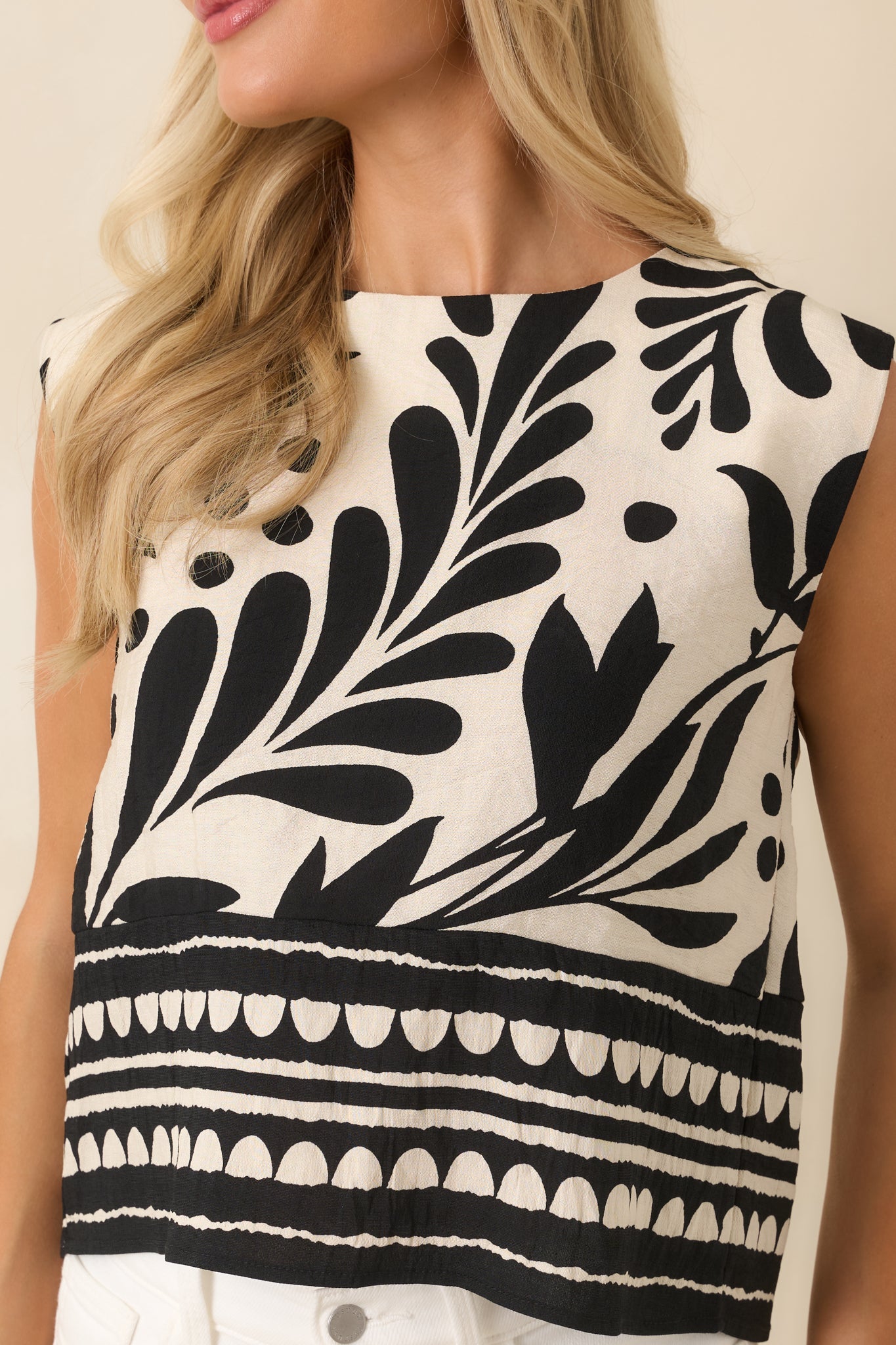 Palma Nights Black & Natural Botanical Print Sleeveless Top