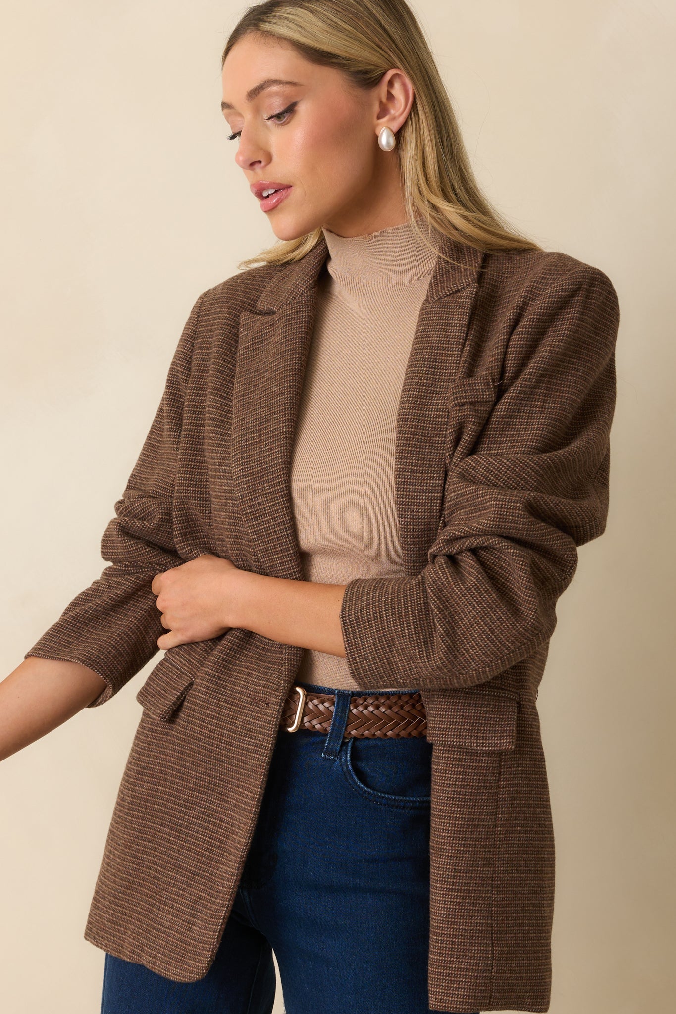 A Point Well Made Brown Micro Houndstooth Single Breasted Blazer
