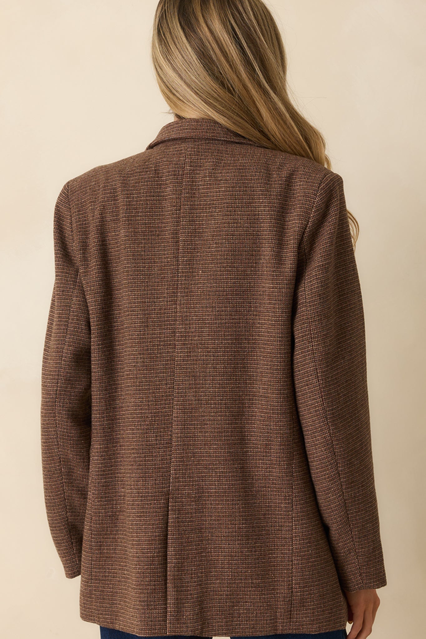 A Point Well Made Brown Micro Houndstooth Single Breasted Blazer