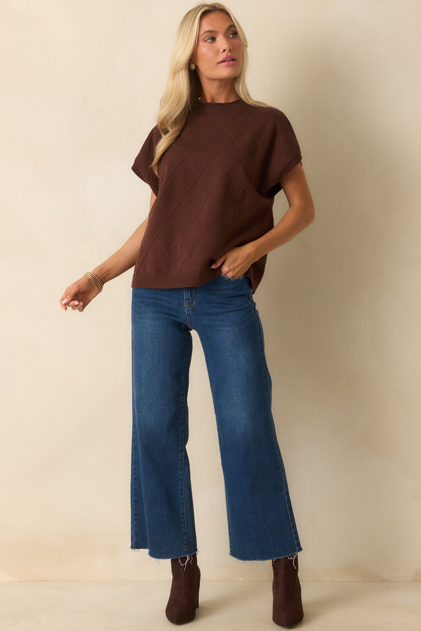 The Clear Choice Brown Short Sleeve Argyle Stitch Sweater