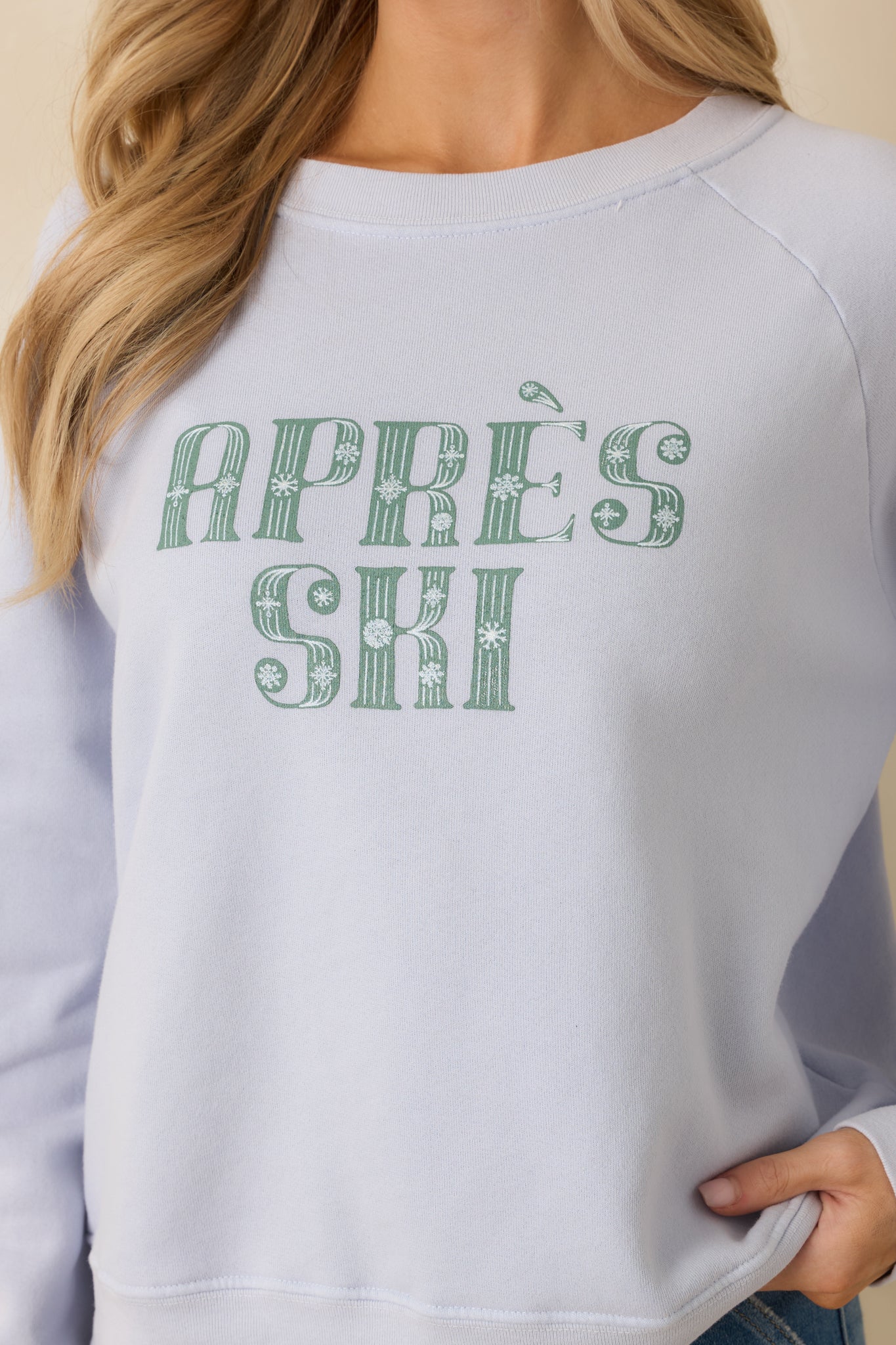 Après Ski Light Blue Crewneck Raglan Sweatshirt