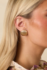 Just Roll With It Gold Textured Circle Stud Earrings