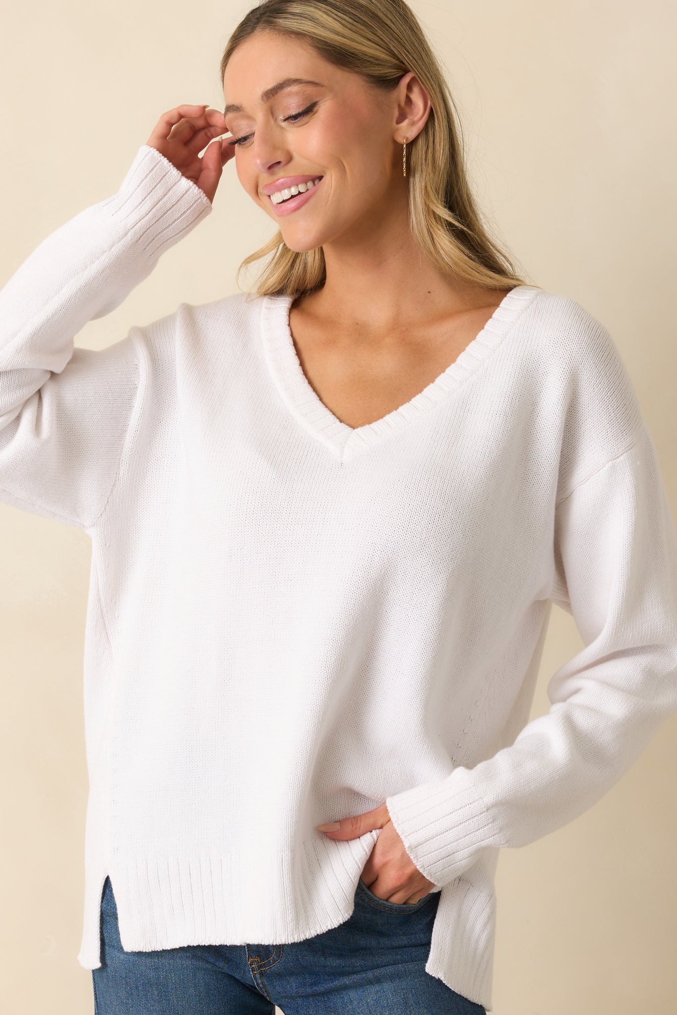 Z Supply White All Around Cotton V-Neck Sweater