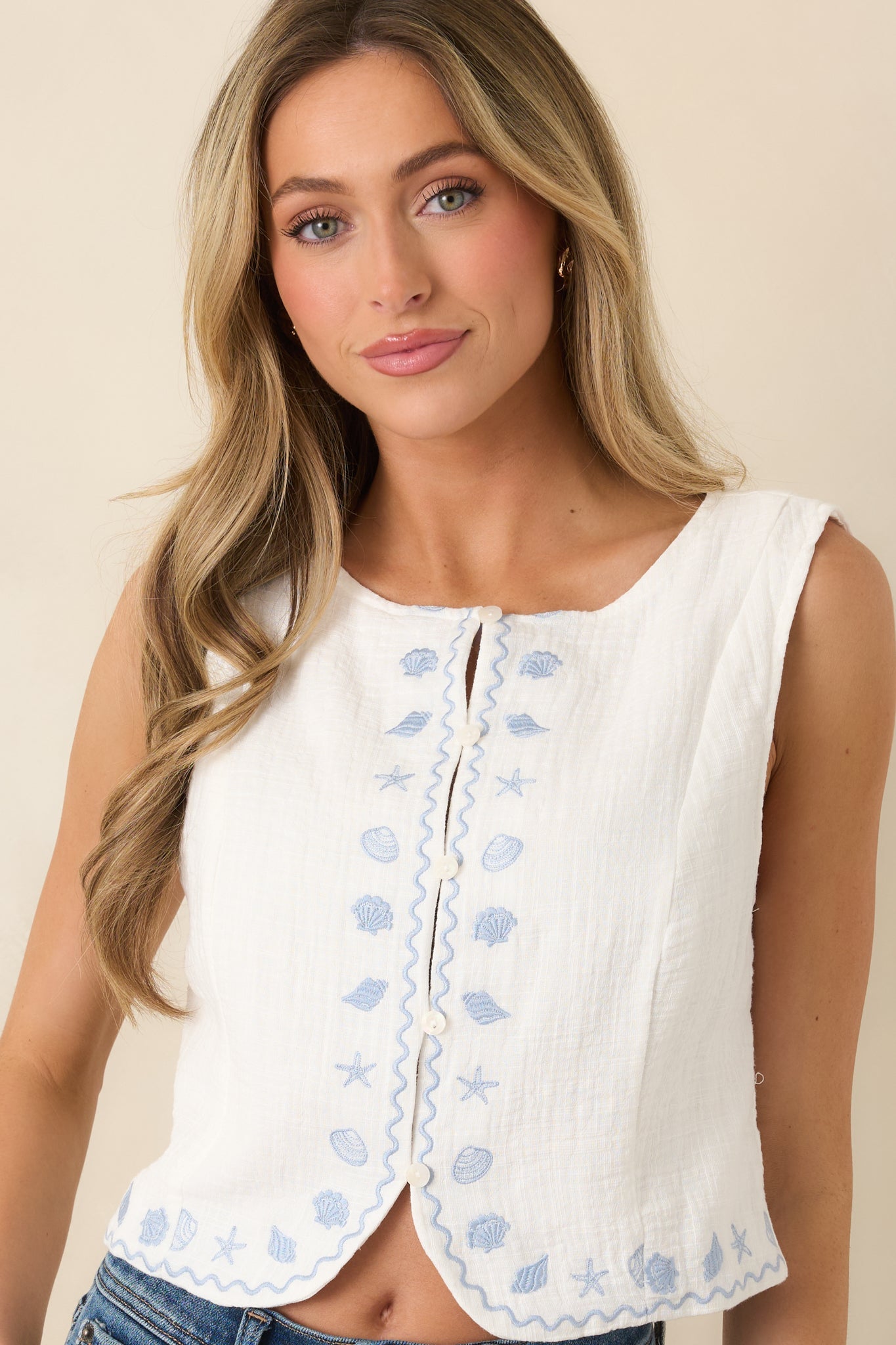Just Beachy Ivory Cotton Embroidered Seashell Top