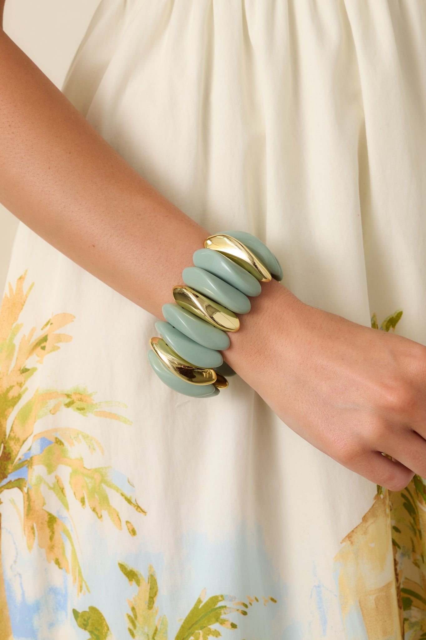 Gonna Let it Shine Sage Green & Gold Sculptural Oblong Bead Stretch Statement Bracelet