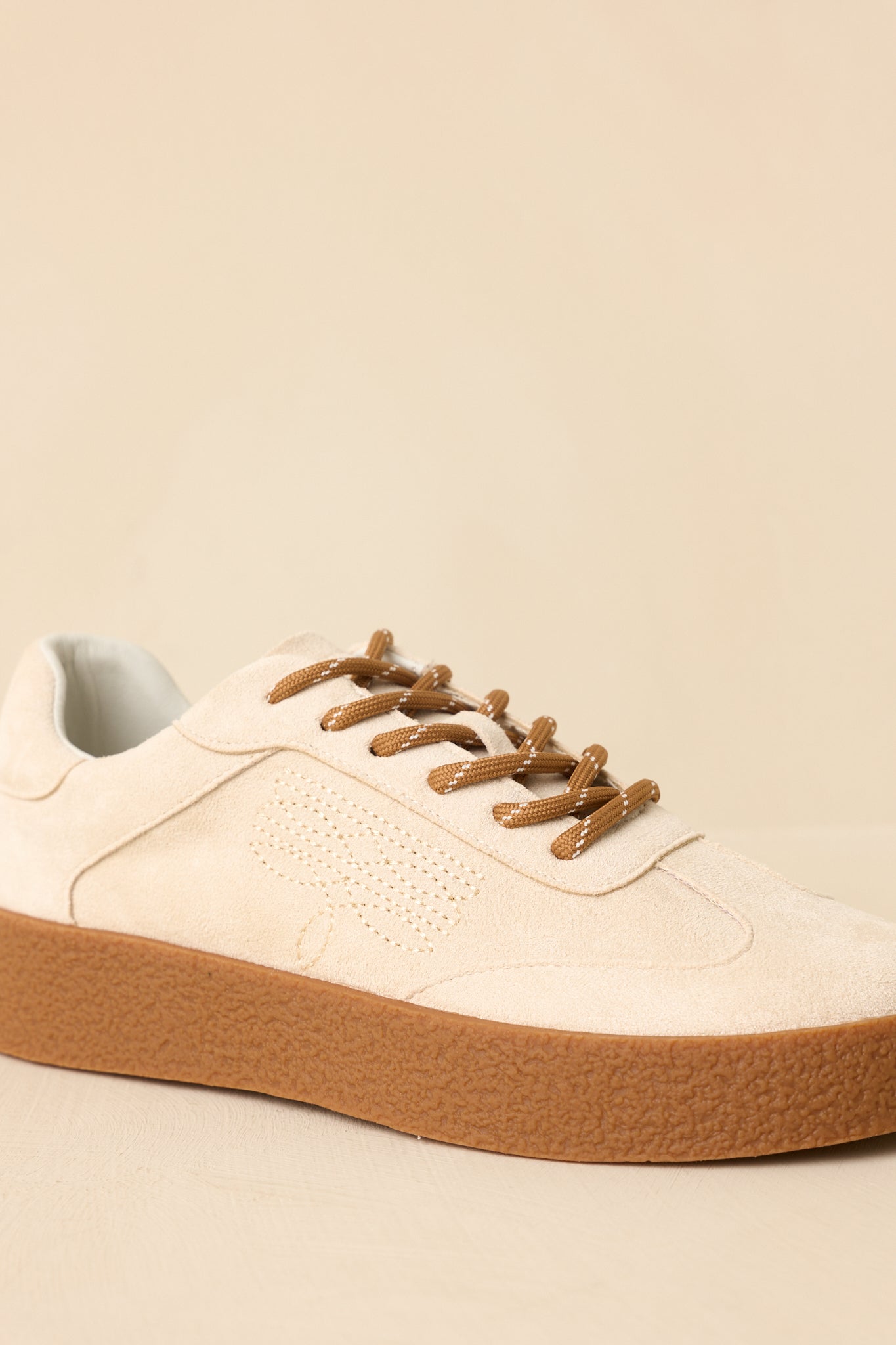 Stand Your Ground Natural Faux Suede Decorative Stitching Lace Up Sneakers
