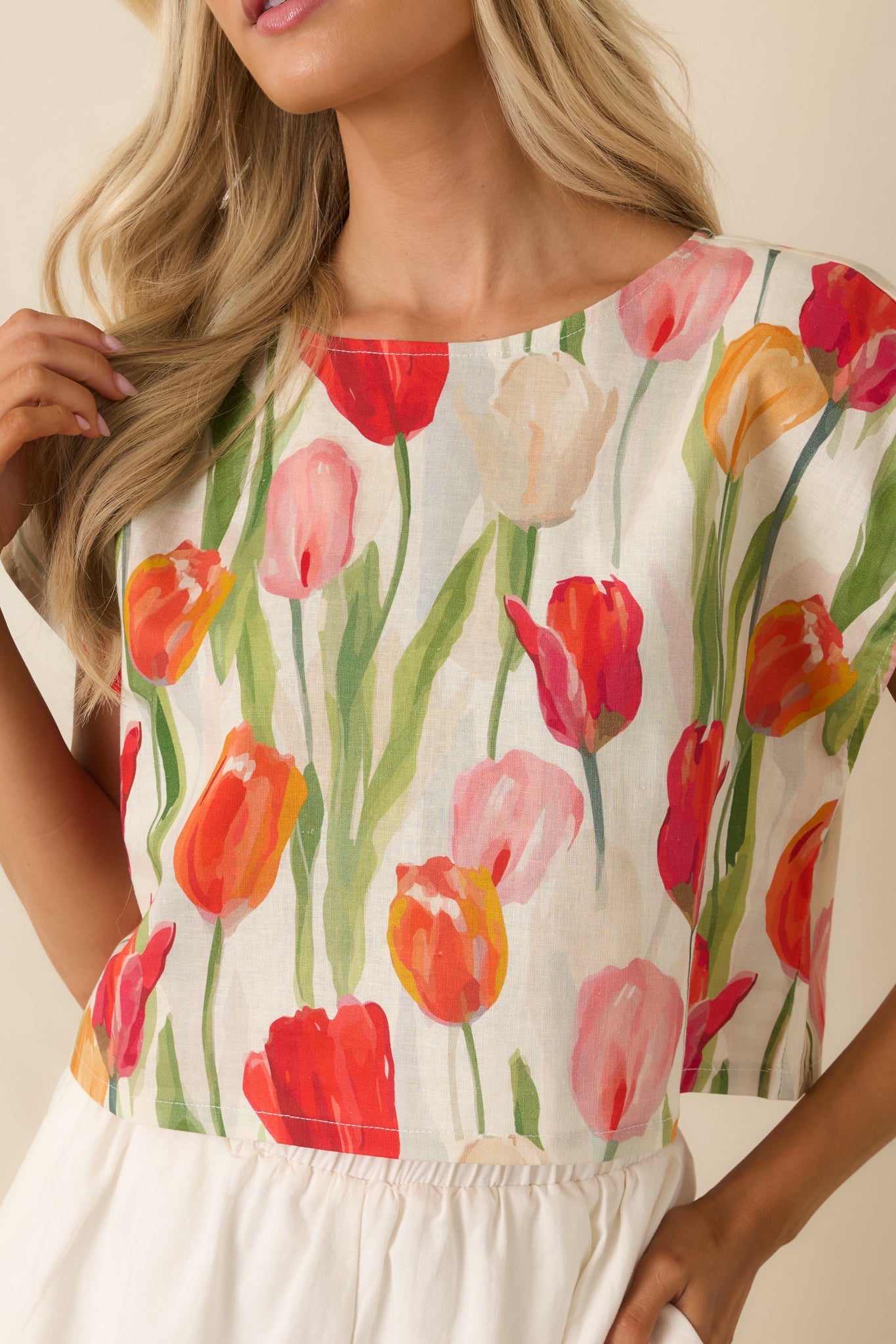 Garden District Ivory & Red Multi Linen Blend Floral Cropped Top