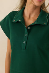Best One Yet Hunter Green Cotton Scallop Hem Short Sleeve Pullover