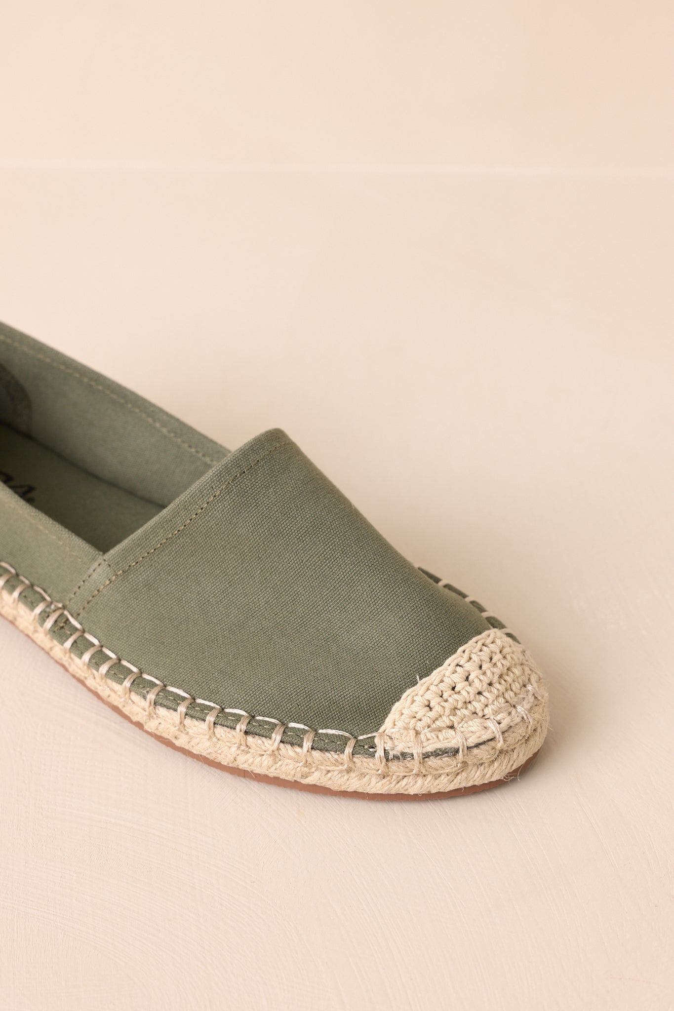 Not Just Pretty Green Canvas Close-Toed Espadrille Flats