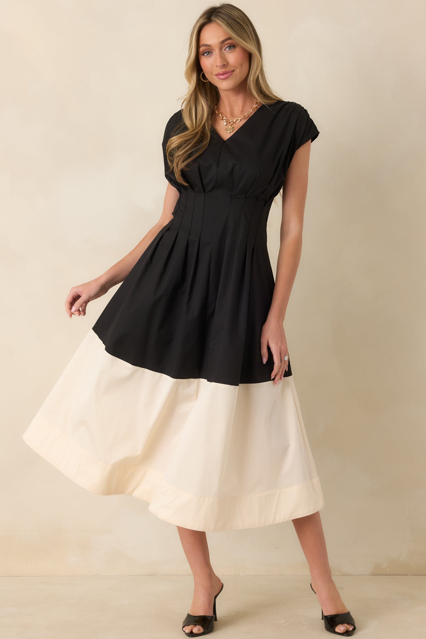 Stark Differences Black & Ivory Contrast Pleated Midi Dress