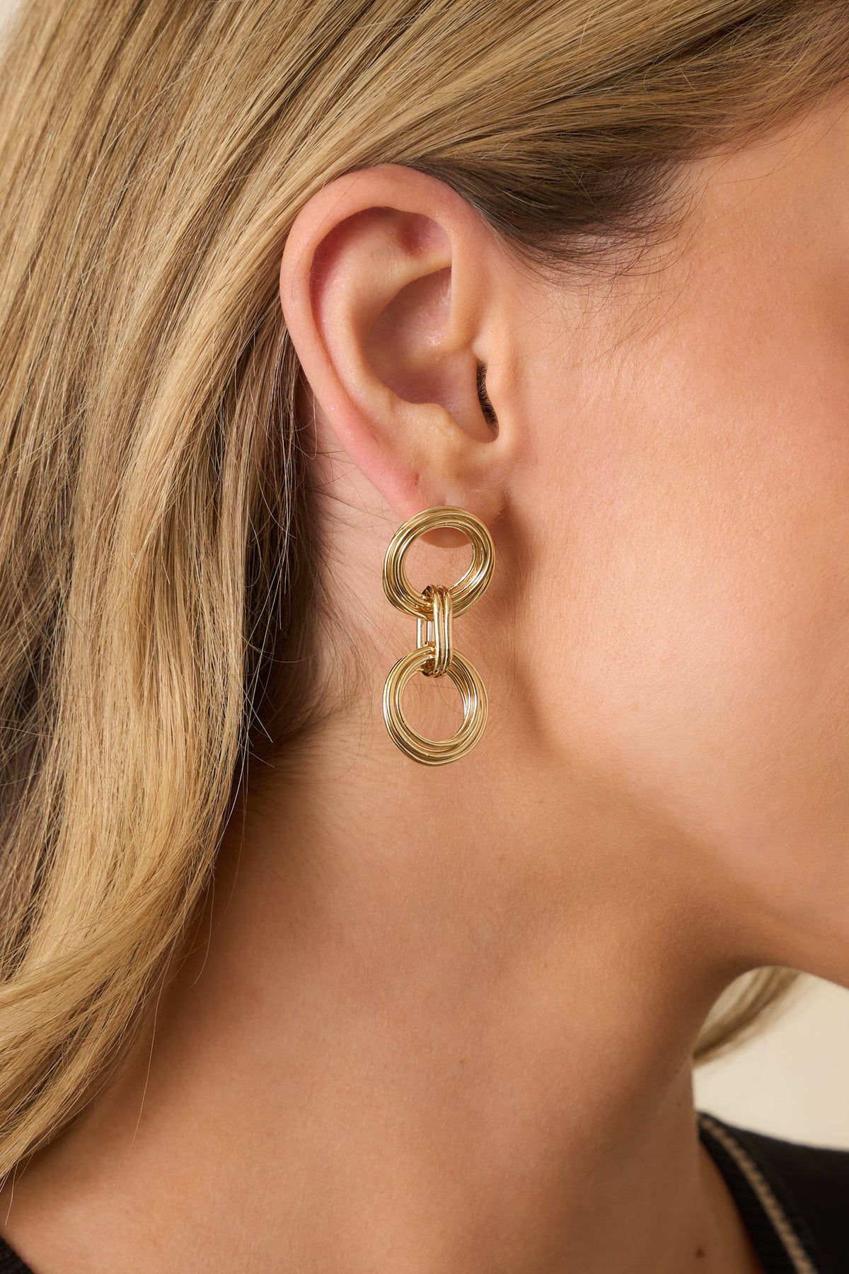 The Night Is Yours Gold Layered Circle Link Drop Earrings