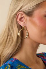 Kind Of A Big Deal Gold Circle Drop Link Earrings