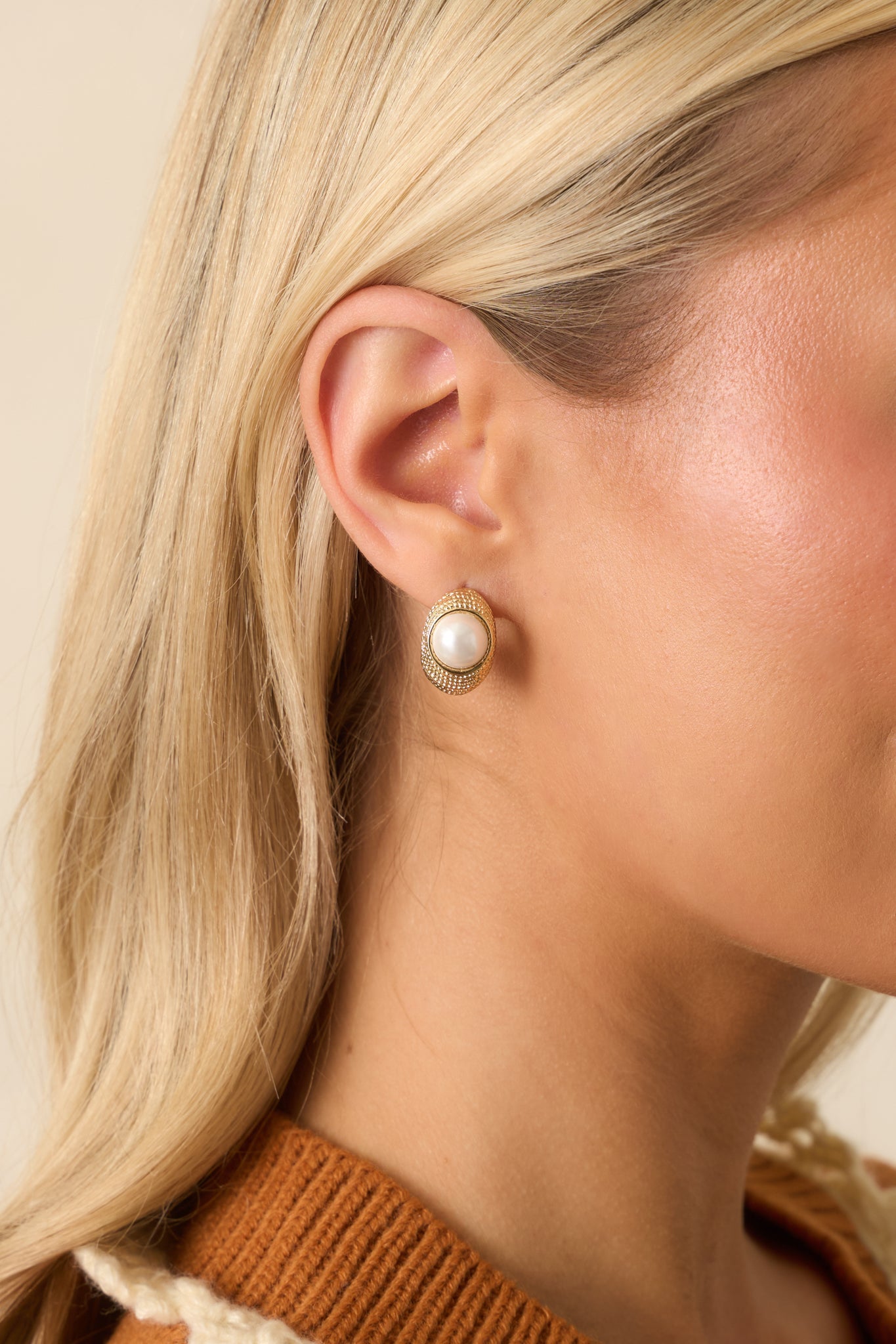 At Its Best Gold Textured Oval Pearl Hoop Earrings