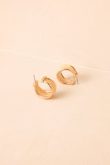 Meet Me Halfway Gold & Beige Resin Hoop Earrings