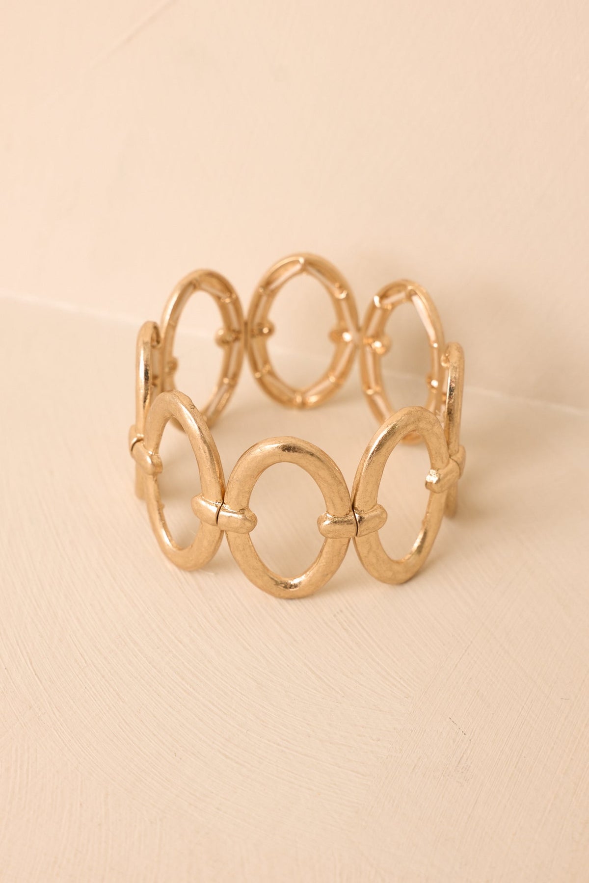 Total Ellipse of the Heart Gold Oval Link Stretch Bracelet