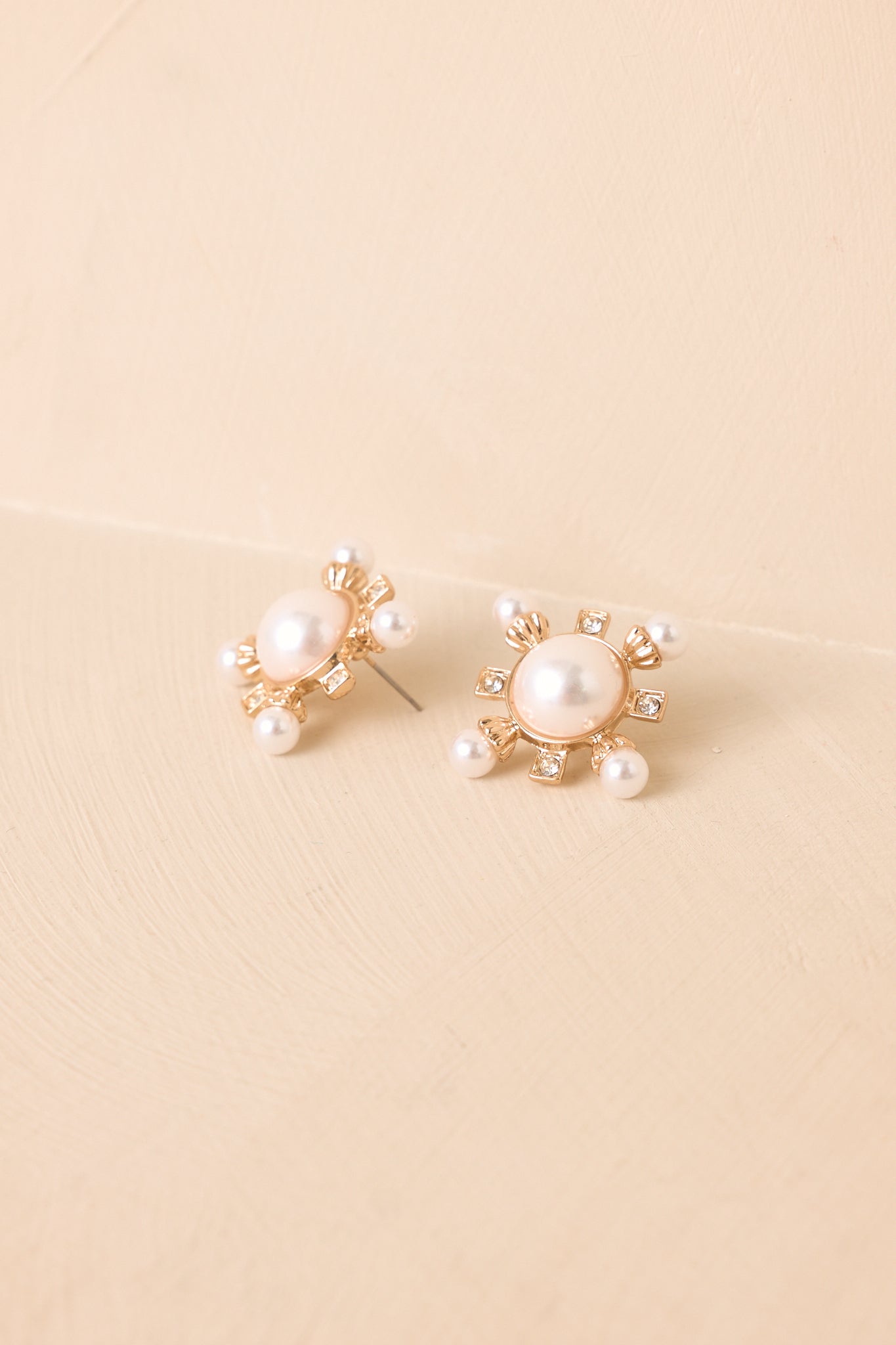 Starlet Shine Gold & Pearl Statement Earrings