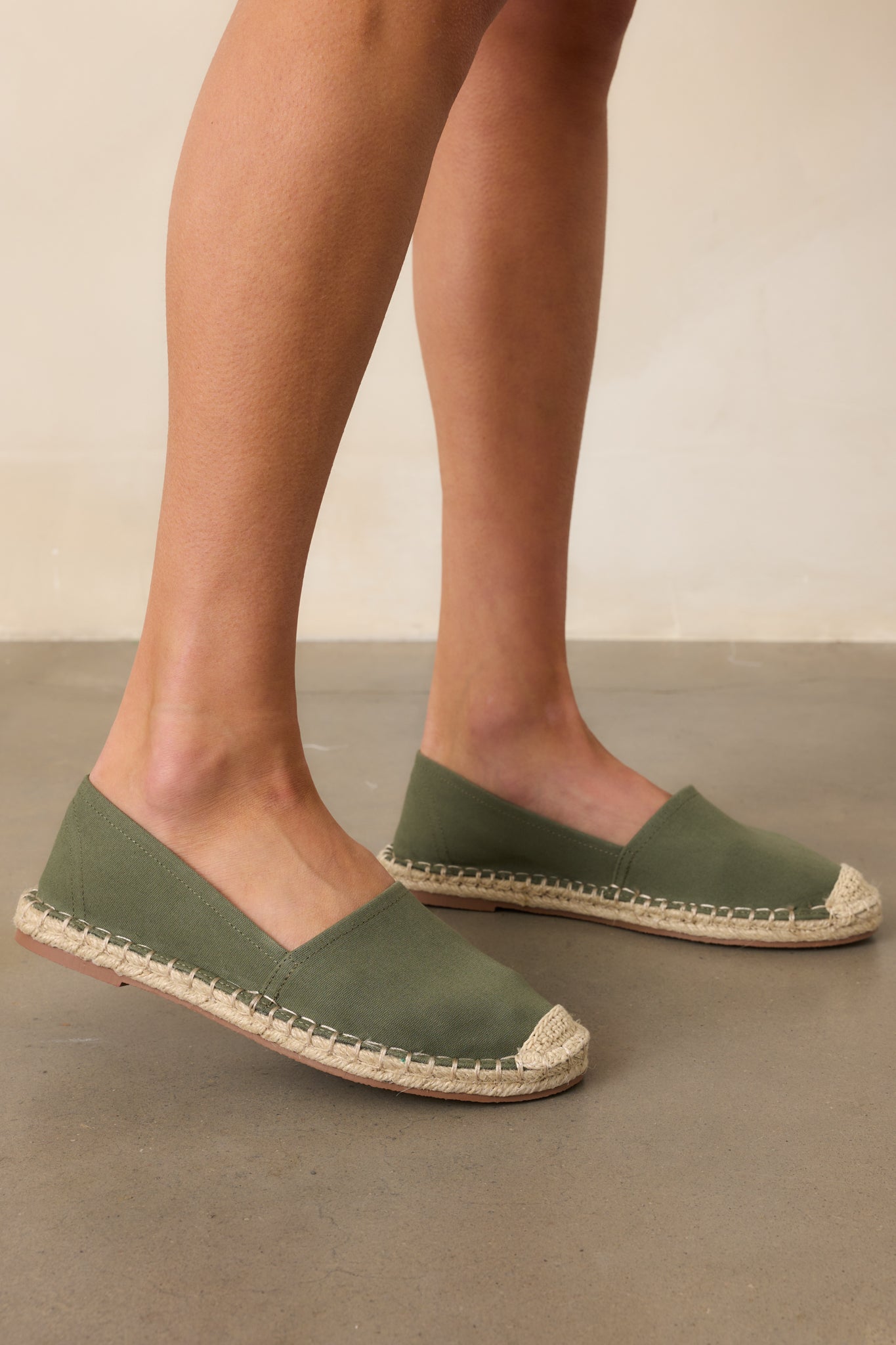 Not Just Pretty Green Canvas Close-Toed Espadrille Flats