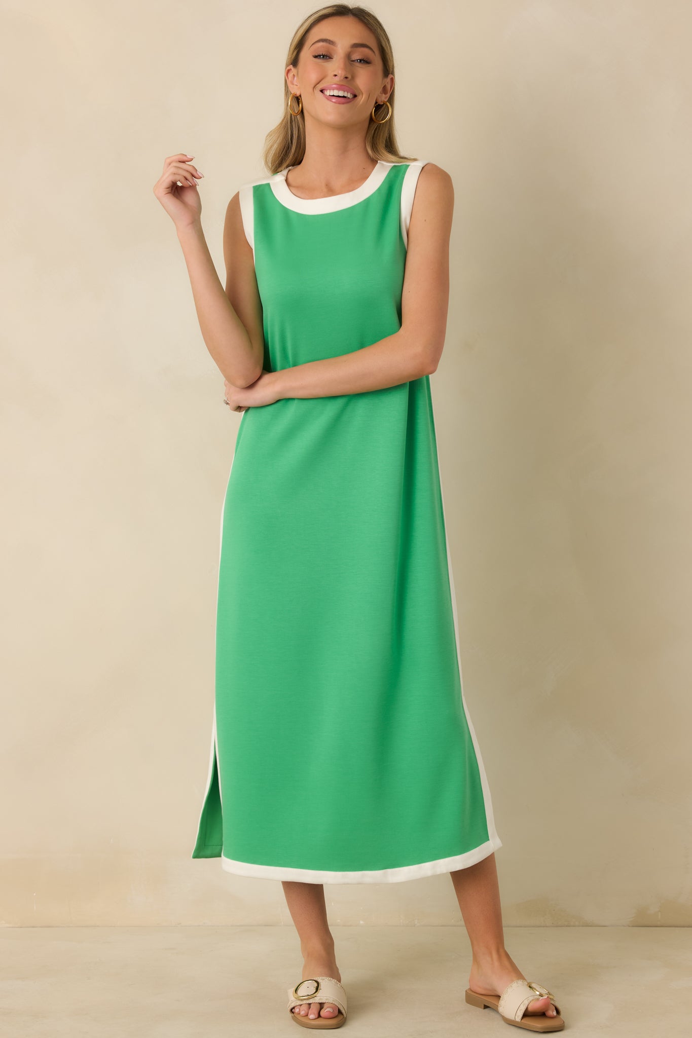 Perfectly Framed Green Jersey Knit Contrast Trim Sleeveless Maxi Dress