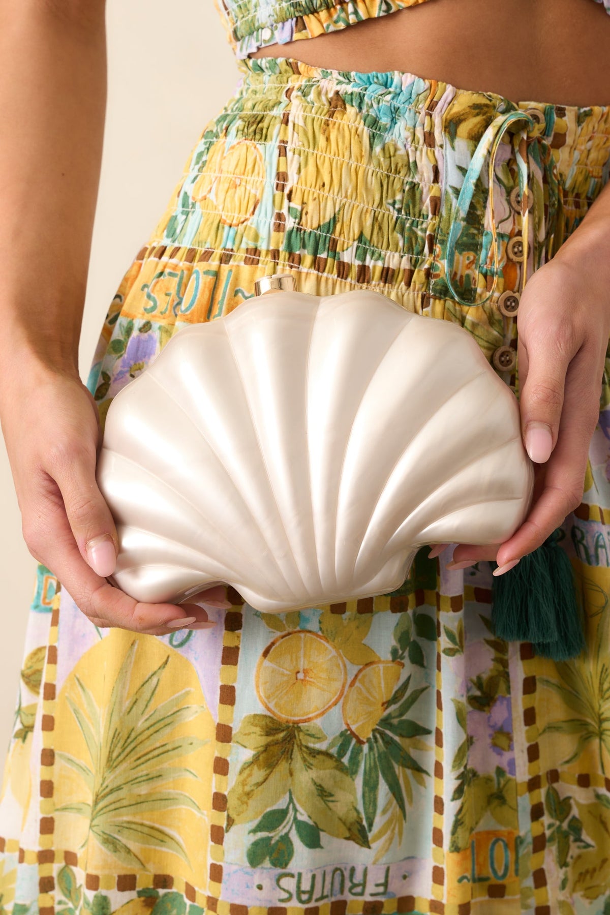 Making Tidal Waves Ivory Pearlescent Seashell Crossbody Bag