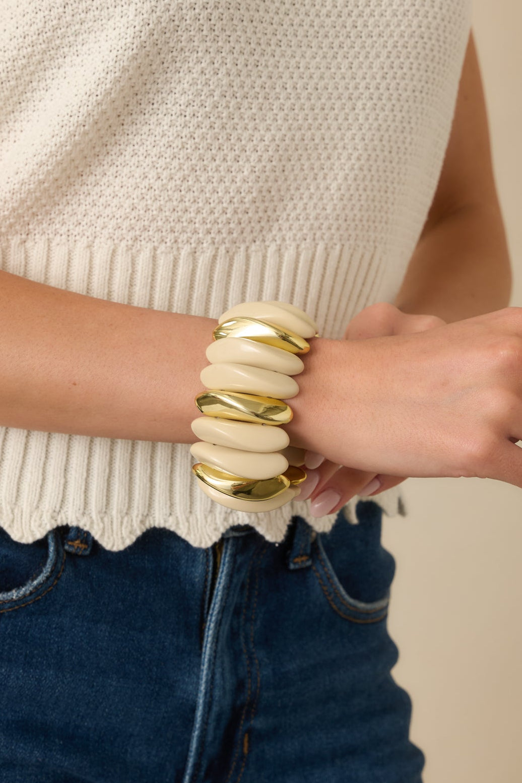Gonna Let it Shine Ivory & Gold Sculptural Oblong Bead Stretch Statement Bracelet